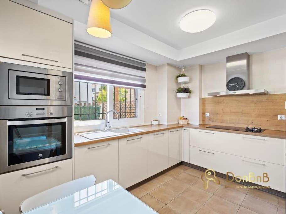 알하우린데라토레 Casa Pareada En Los Pinos De Alhaurin Malaga 빌라 외부 사진